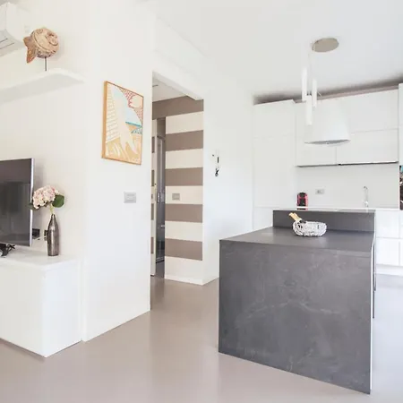 La Sosta سان سيرو